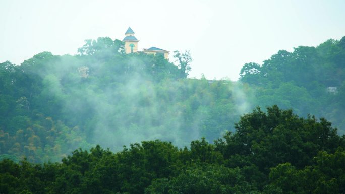 南京紫金山峡谷出岫延时摄影