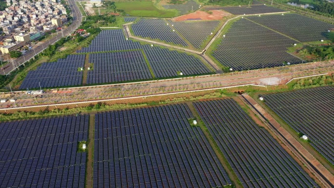 太阳能光伏基地航拍