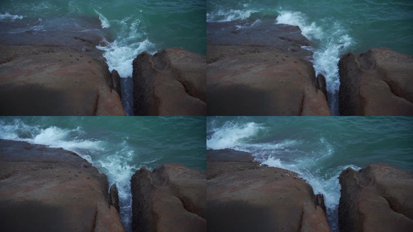 浪花冲在岩石上
