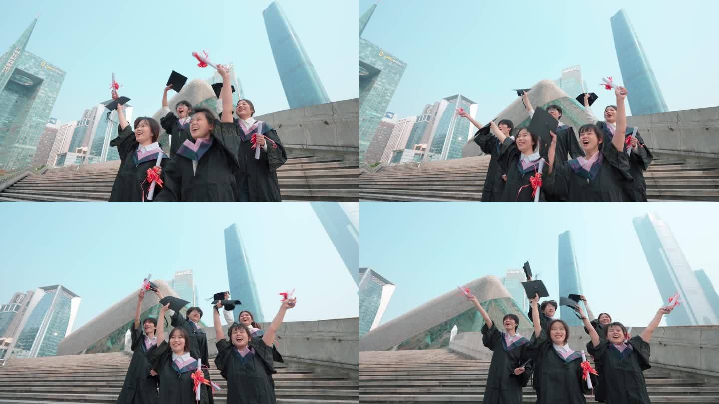 大学生庆祝顺利毕业