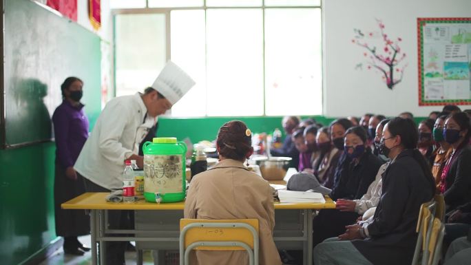 做饭厨师 学厨 职业院校烹饪