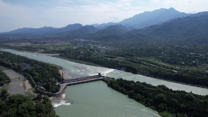 成都都江堰岷江