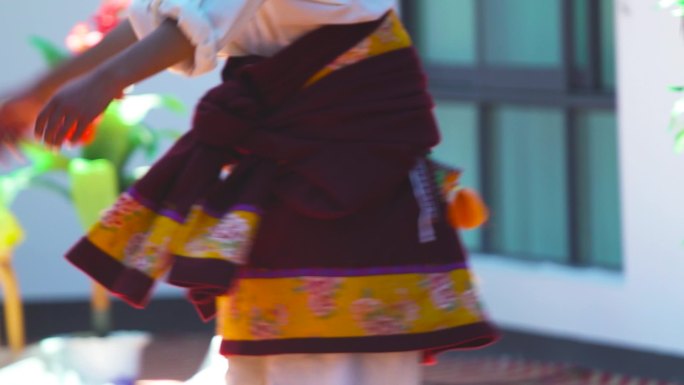 藏族文化 快乐幸福 美好时光 歌装舞