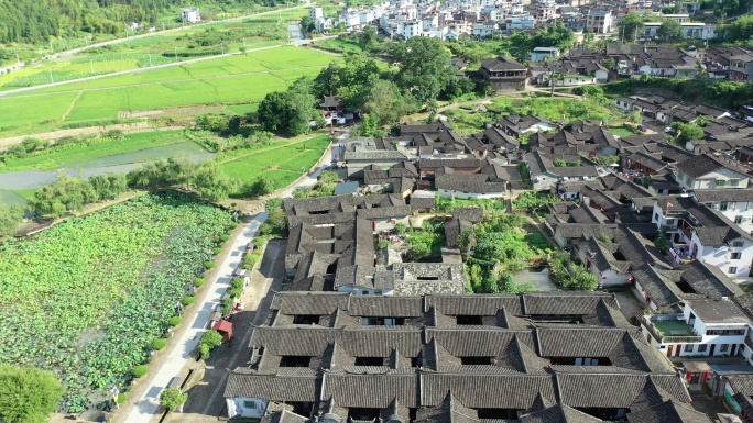 农村山村小时候山间田野古厝村落全景航拍