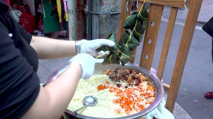 手工包粽子，端午节包粽子（2）