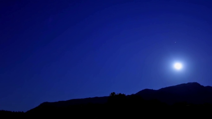 黑夜深夜月亮暗夜阴森恐怖