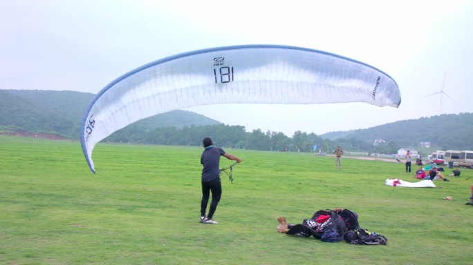 滑翔伞 圣境山滑翔伞