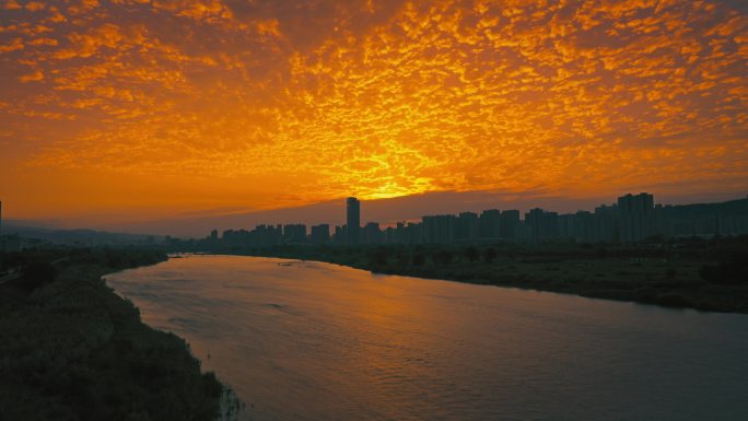 延时城市河流夕阳晚霞落日4K