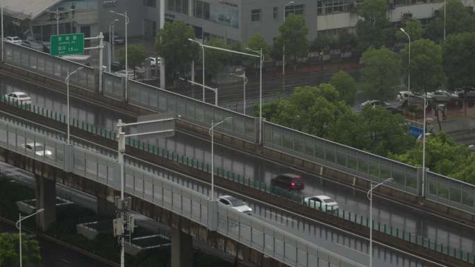 6K大雨中飞驰的车流一组02