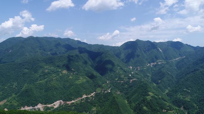 航拍大山乡村白云蓝天道路风景空镜头