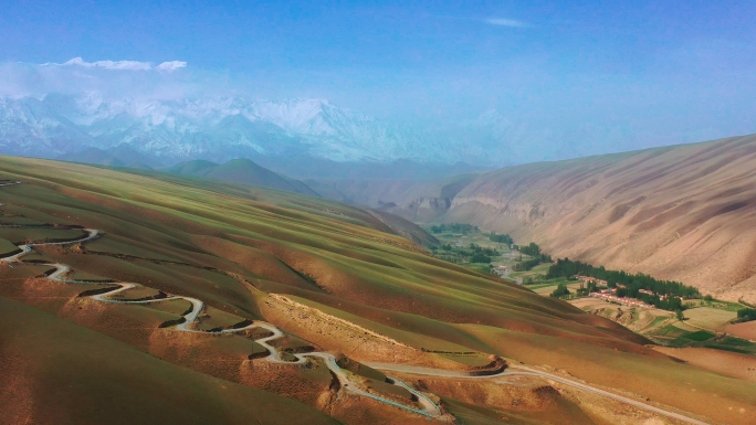 新疆策勒县布藏村风光航拍4K素材