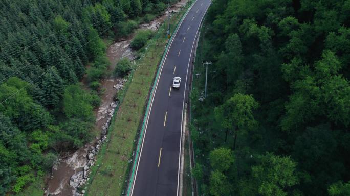 航拍海东市乐都区仓家峡林场公路行车