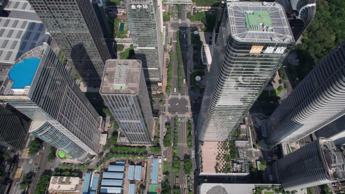 俯拍深圳福田区城市高楼写字楼十字路口道路