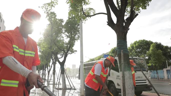 环卫工人 清扫 洒水 马路清洁  清洁工