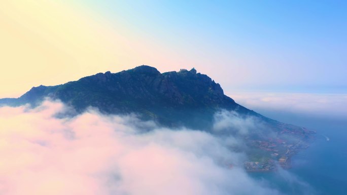 航拍灵山岛 青岛名胜 灵山岛 海岛云雾