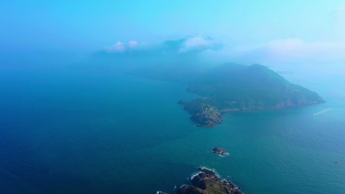 航拍灵山岛 青岛名胜 灵山岛 海岛云雾