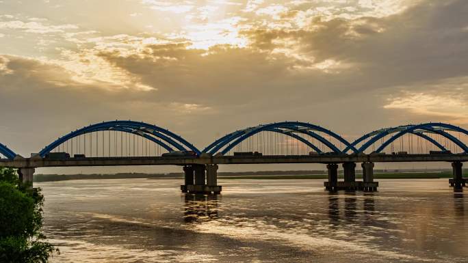 刘江黄河大桥延时日出夕阳郑州黄河桥