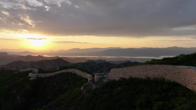 河北怀来庙港样边长城夕阳