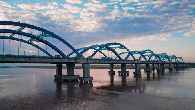 4k航拍刘江黄河大桥