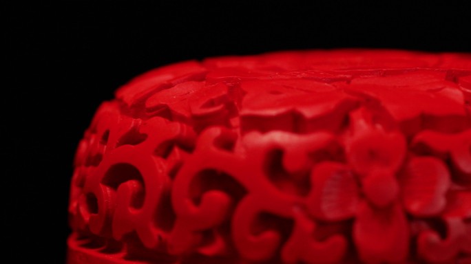 中国漆器扬州剔红雕漆脱胎红色首饰盒镜头