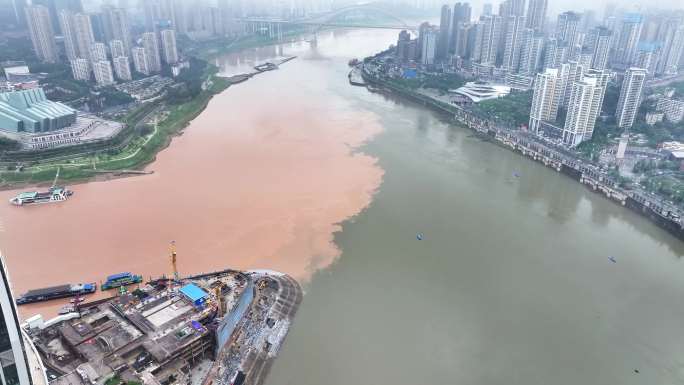 重庆渝中区朝天门两江交汇鸳鸯锅航拍