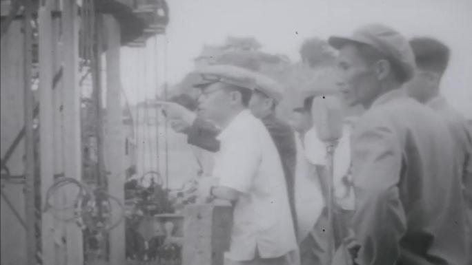 1955年 武汉长江大桥施工建设