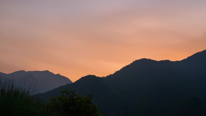 高山日出延时摄影