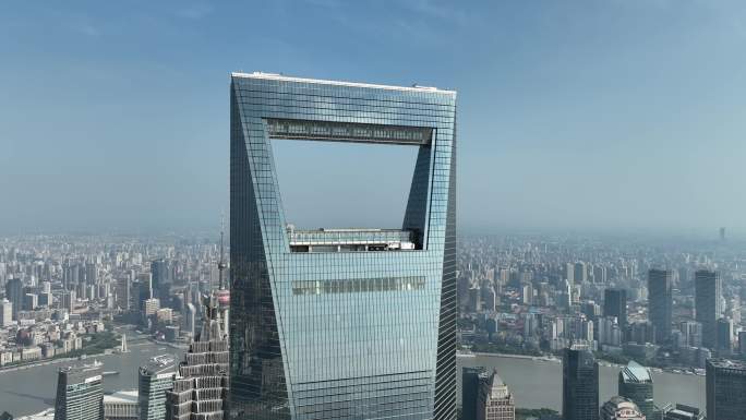 航拍上海环球金融中心