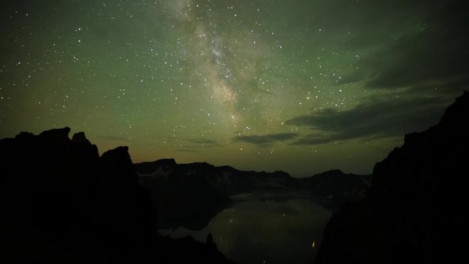 无调色-长白山天池星空银河延时