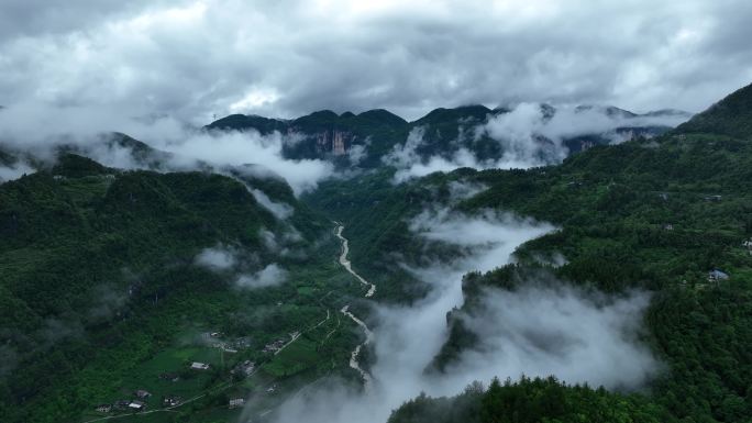 山区雨后云海仙境航拍4K