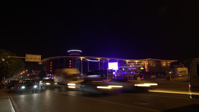 武汉汉口江滩商业街车流光线夜景延时摄影