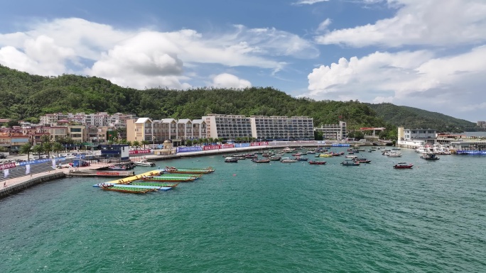 深圳南澳月亮湾广场