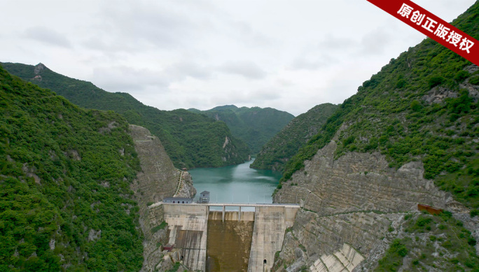 甘肃陇南成县磨坝峡水库 青山绿水