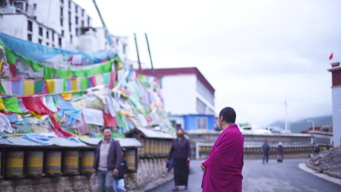青藏高原 民俗 布达拉宫转经筒