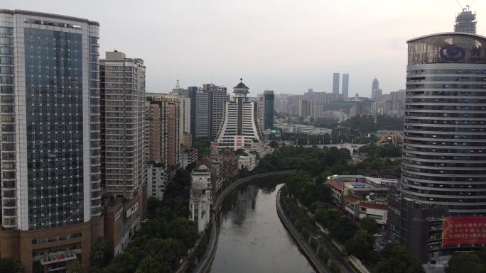 航拍贵阳甲秀楼城市街道建筑大气风光