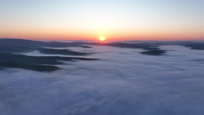 航拍黎明山川云海日出