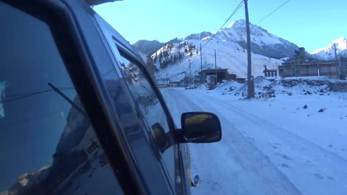 自然风光 山川河流 新疆雪山