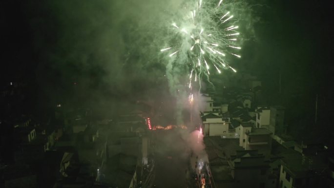 【4K无水印】航拍歙县汪满田鱼灯夜景