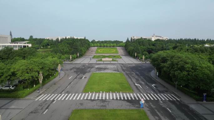 西安财经大学长安校区校园环境空景4K航拍