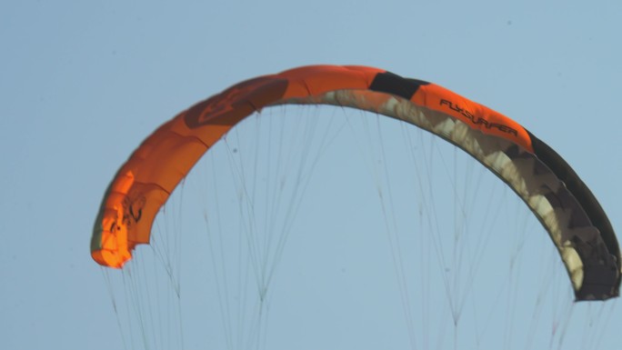 冲浪伞滑翔伞