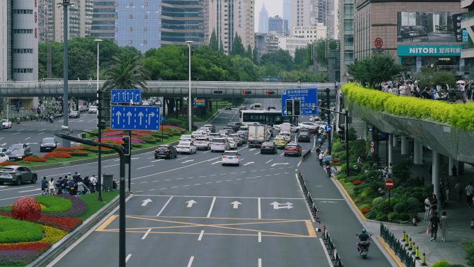 上海外滩徐家汇天桥车流延迟