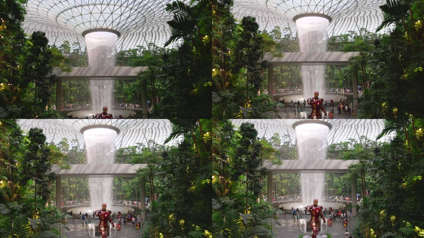 新加坡机场星耀樟宜室内喷泉