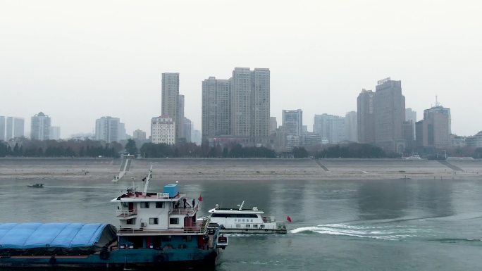 游艇 海面行驶 驾驶员