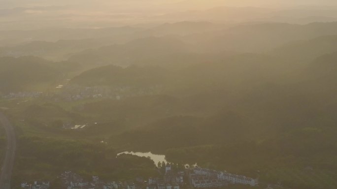 群山高山平原山丘晨曦云雾航拍衢州江郎山