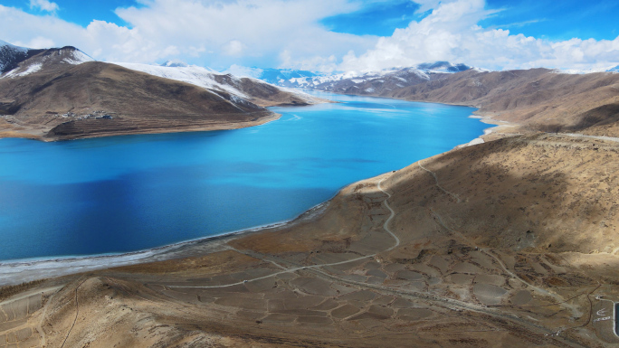 西藏圣湖羊卓雍措航拍