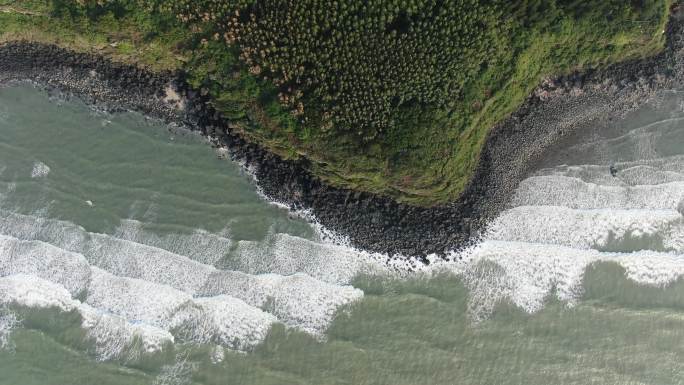 航拍 海浪 海岸线