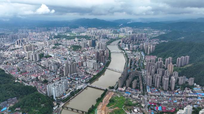 5K航拍湖南浏阳市区城市全景9