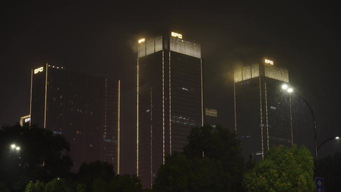 杭州暴雨中的欧美金融城