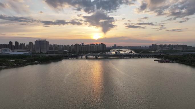 夕阳下的浐灞灞河河景