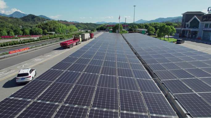 高速公路服务区 太阳能停车棚